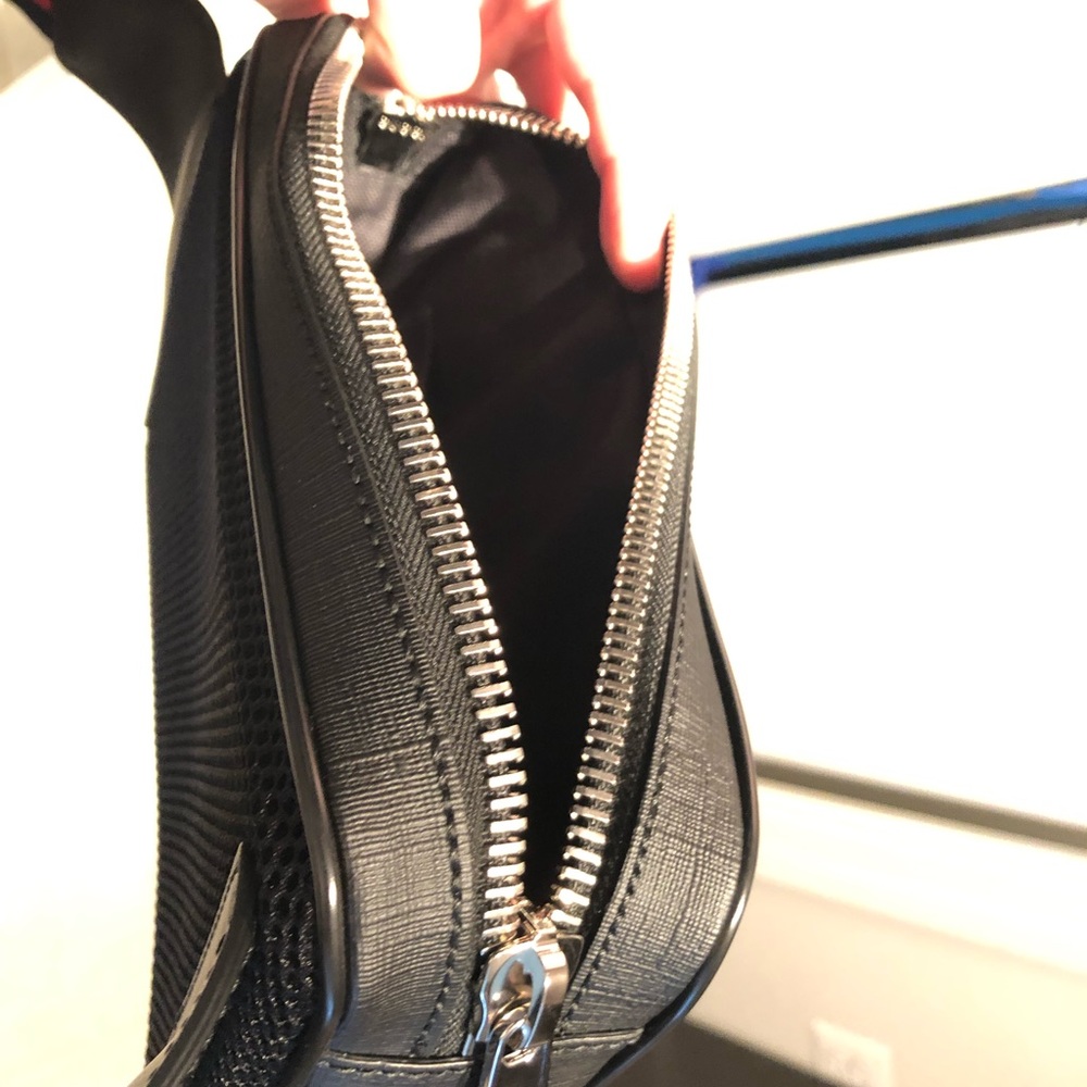 Gucci Soft GG Supreme belt bag- Brand new. - Picture 4 of 6